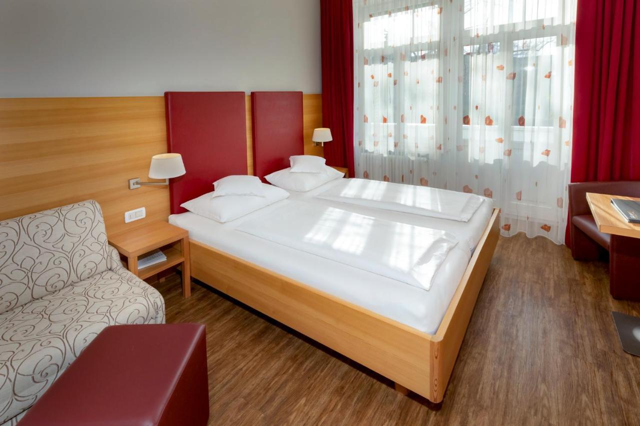 Hotel Kolping Μεράνο Εξωτερικό φωτογραφία